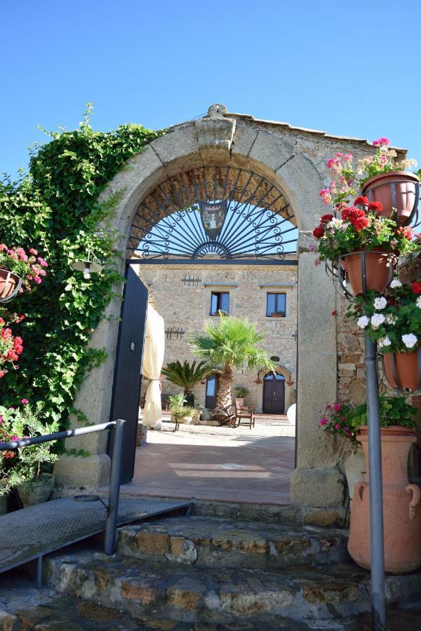 Agriturismo Vecchia Masseria Charme&Relax Сан-Микеле-ди-Ганцария Экстерьер фото
