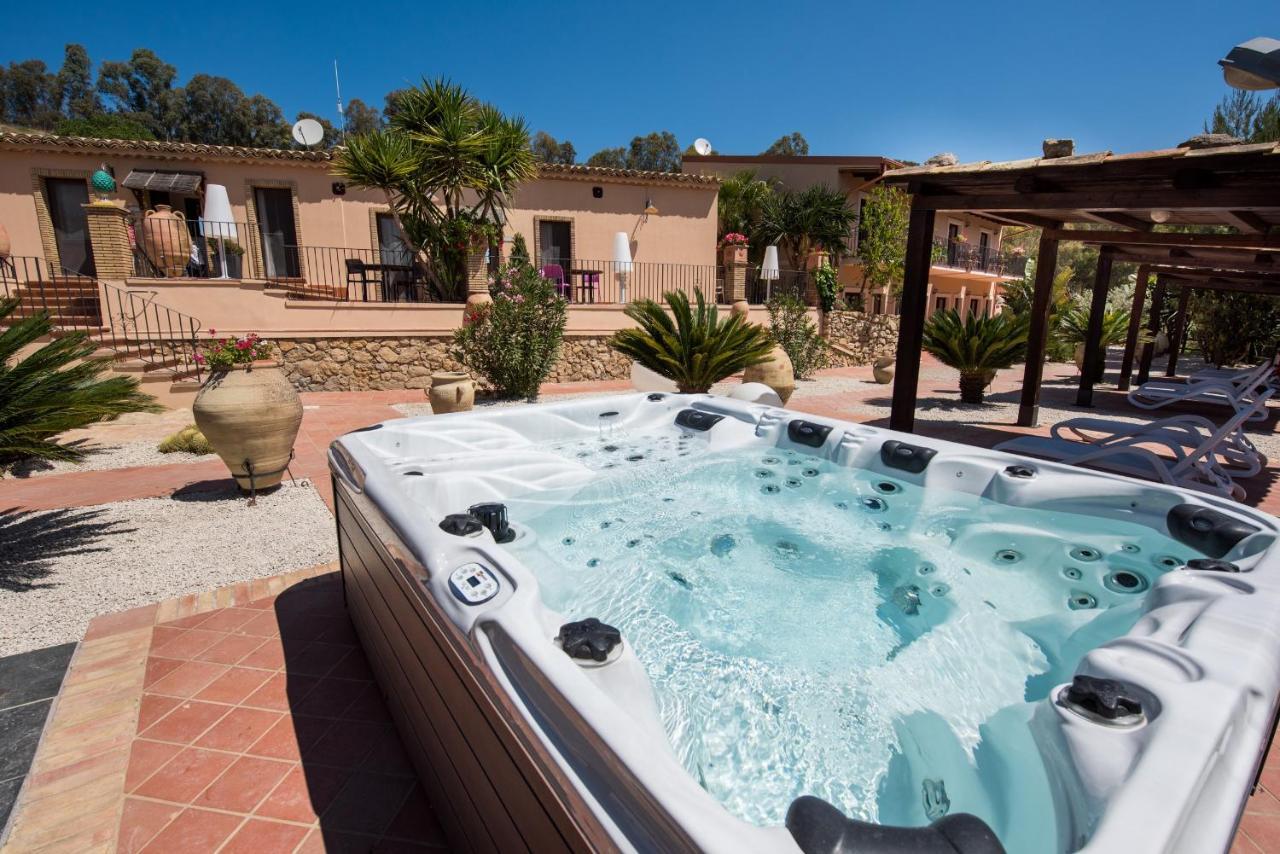 Agriturismo Vecchia Masseria Charme&Relax Сан-Микеле-ди-Ганцария Экстерьер фото