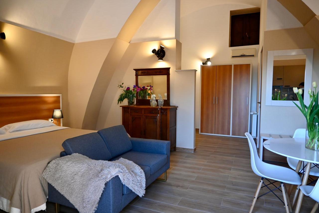 Agriturismo Vecchia Masseria Charme&Relax Сан-Микеле-ди-Ганцария Экстерьер фото
